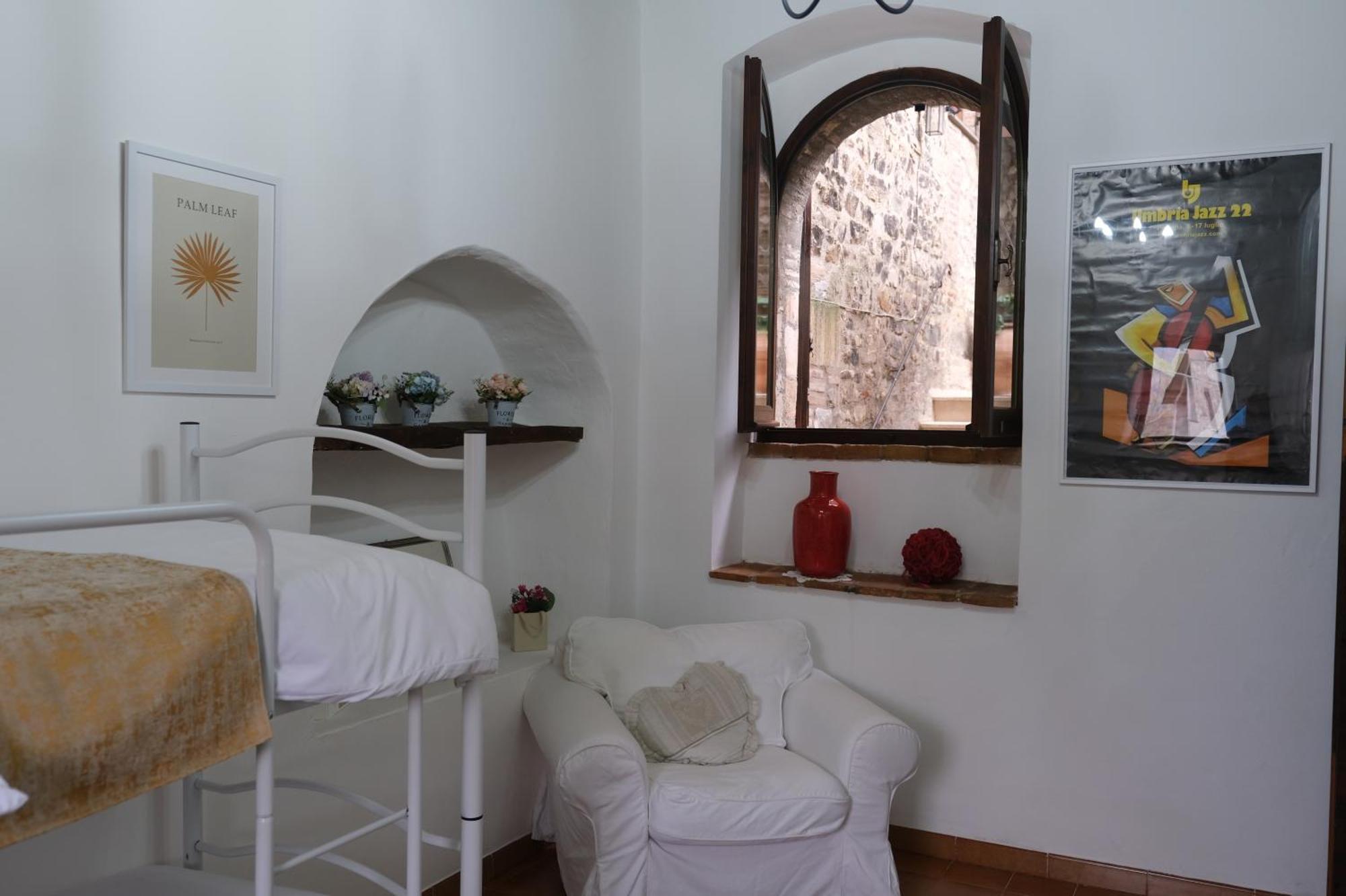 Joy'S Nest Apartment Todi Exterior photo