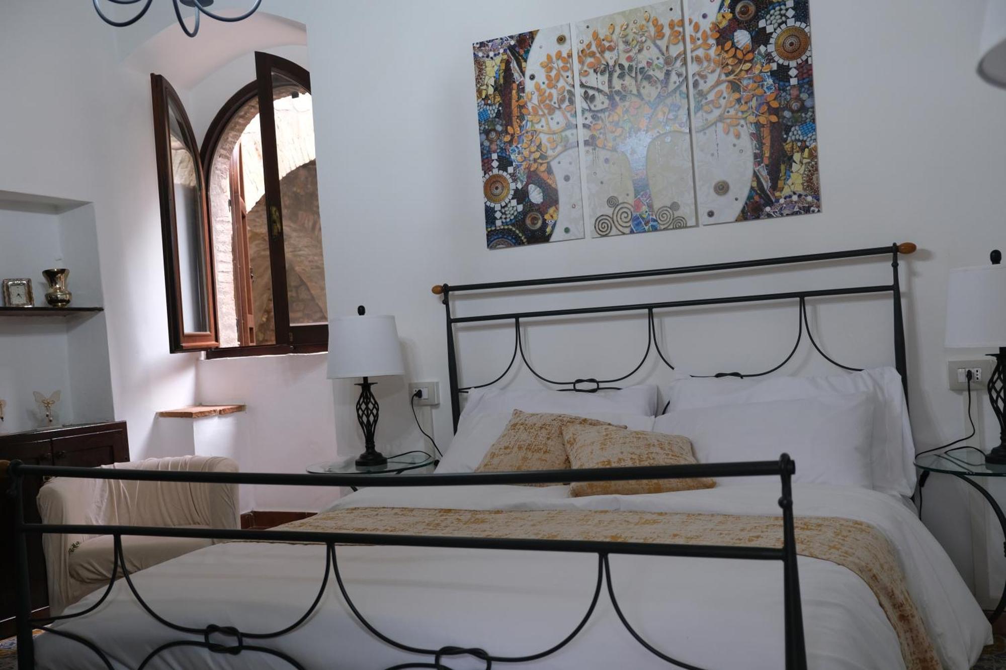 Joy'S Nest Apartment Todi Exterior photo