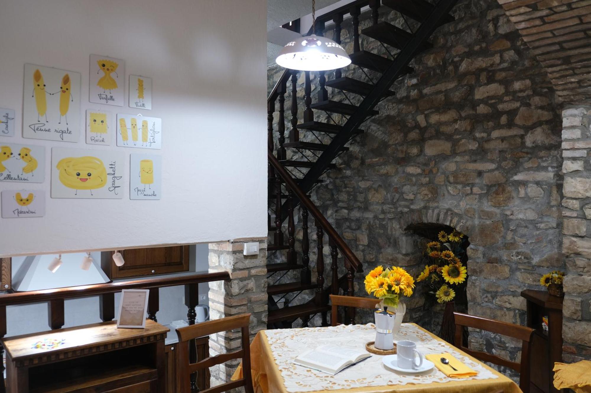 Joy'S Nest Apartment Todi Exterior photo